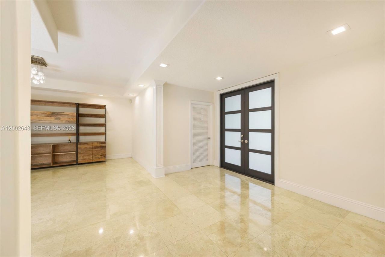 2301 Tigertail Ave, Coconut Grove, FL 33133 Photo