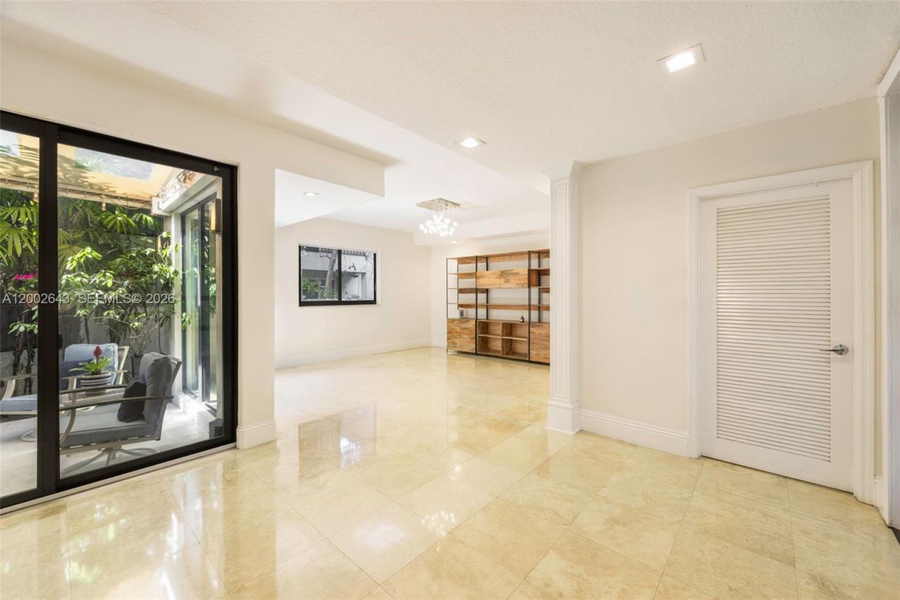 2301 Tigertail Ave, Coconut Grove, FL 33133 Photo