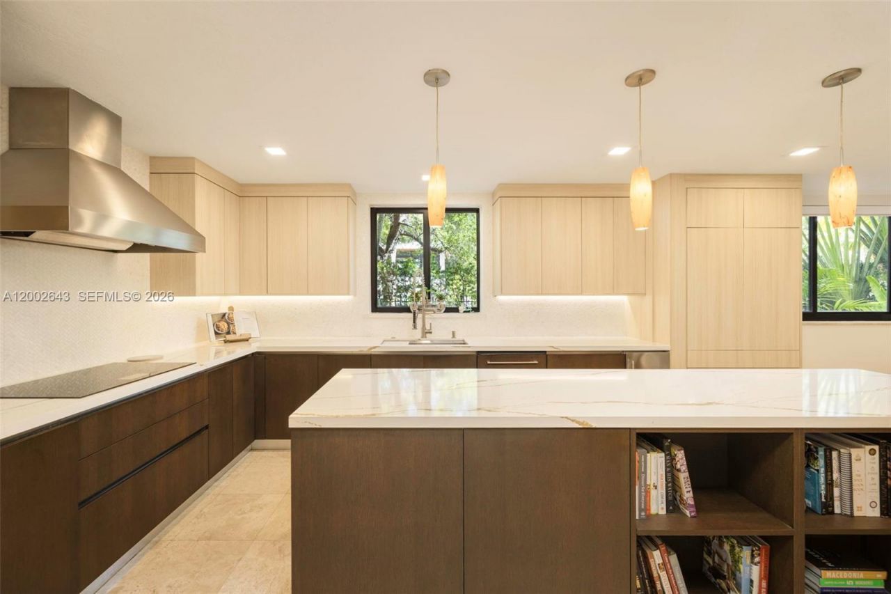 2301 Tigertail Ave, Coconut Grove, FL 33133 Photo