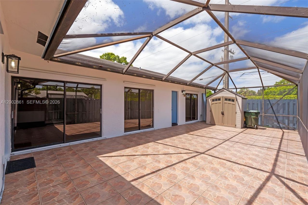 504 Timberlane Cir, Greenacres, FL 33463 Photo