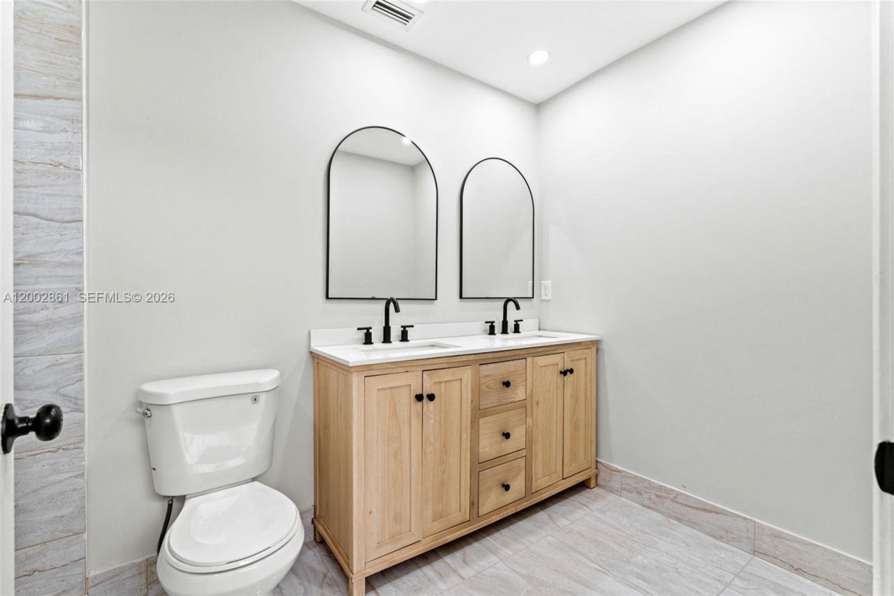 504 Timberlane Cir, Greenacres, FL 33463 Photo