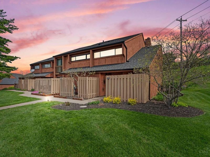 8318 Whisper Way, West Chester, OH 45069 Photo 1