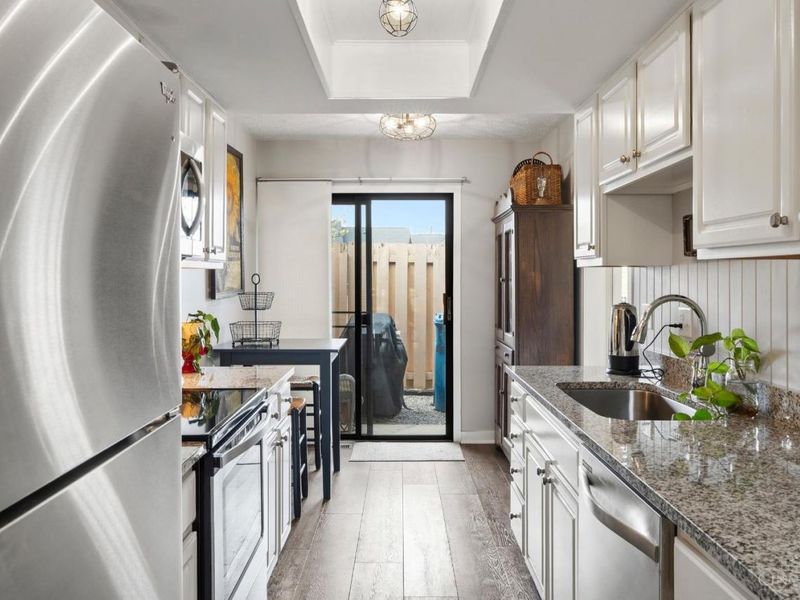 8318 Whisper Way, West Chester, OH 45069 Photo 17