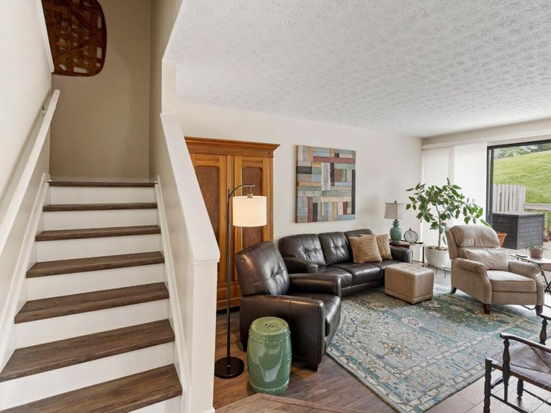 8318 Whisper Way, West Chester, OH 45069 Photo 26