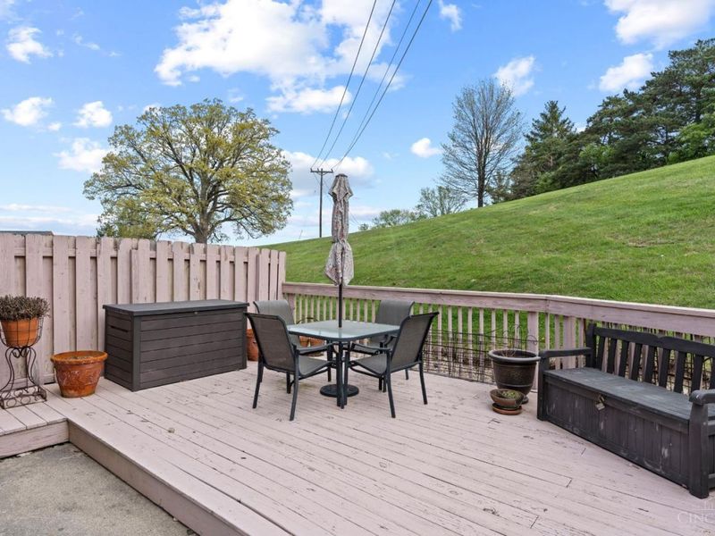 8318 Whisper Way, West Chester, OH 45069 Photo 44