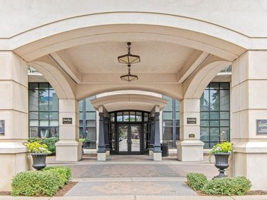 500 E Grant Street, Unit 205, Minneapolis, MN 55404