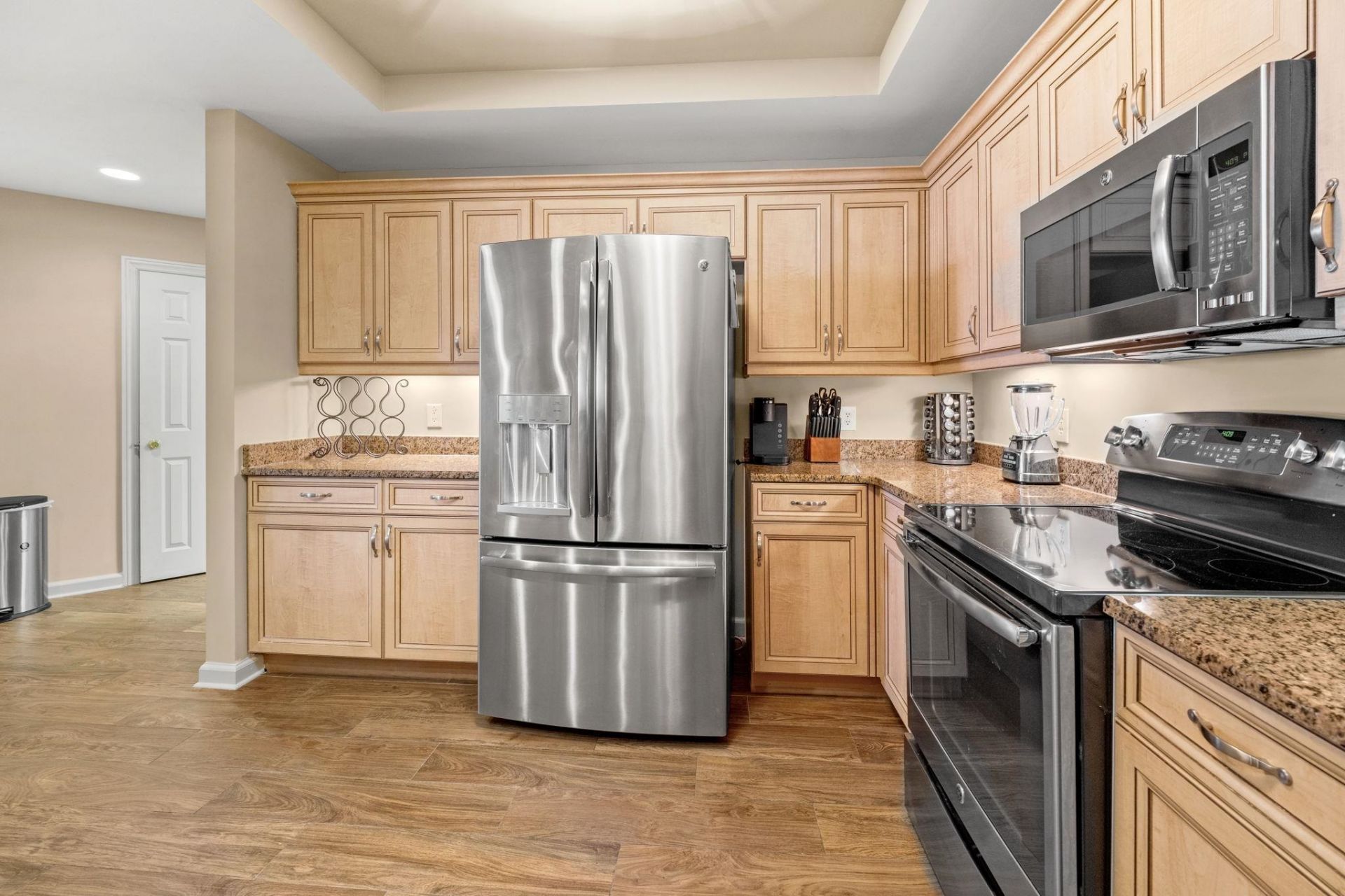 8500 Margate Circle Photo 14