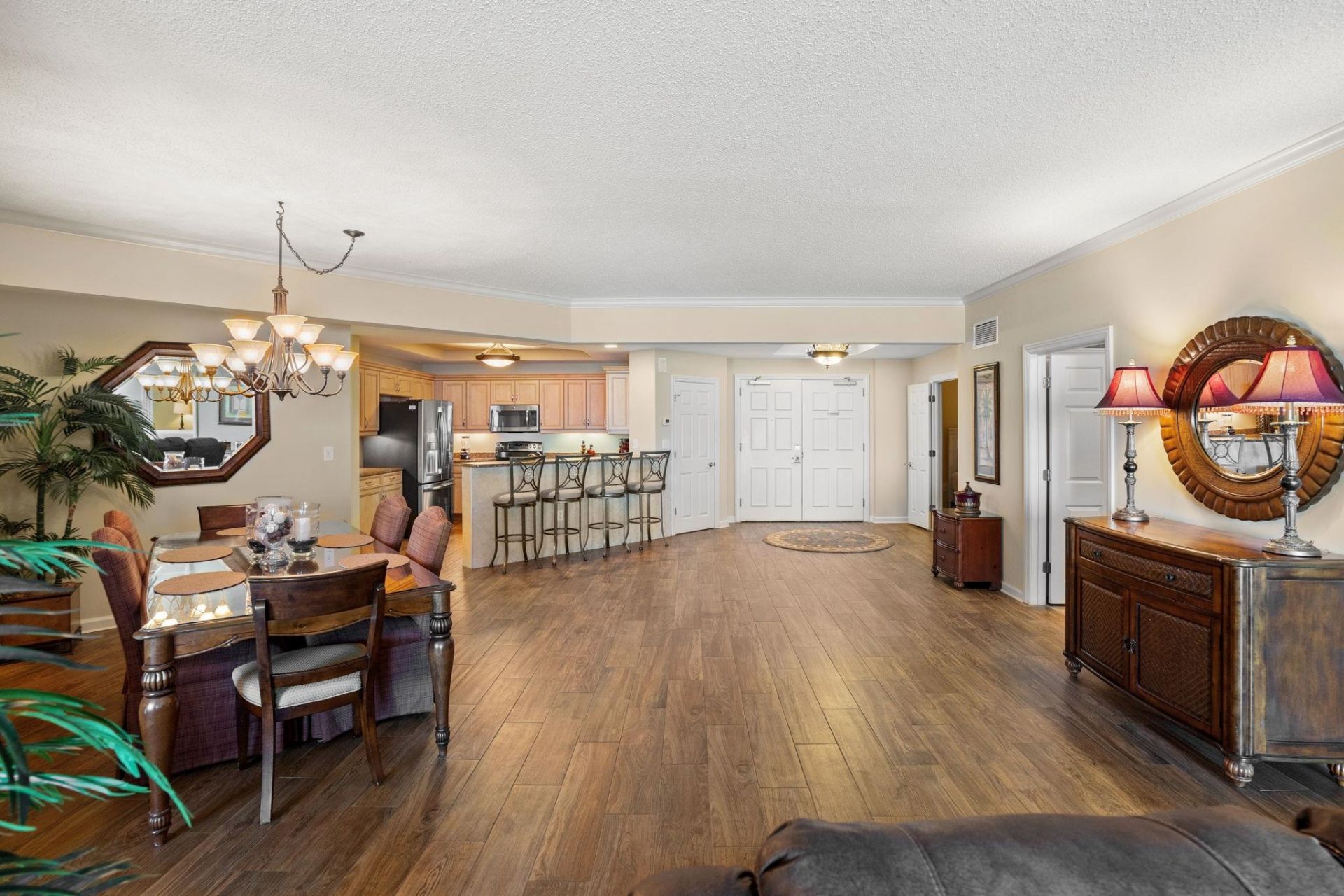 8500 Margate Circle Photo 9