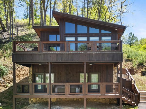 1613 Mitchell Farm Road, Sevierville, TN 37876