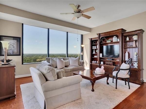 2828 Peachtree Road NW, Unit 1901, Atlanta, GA 30305