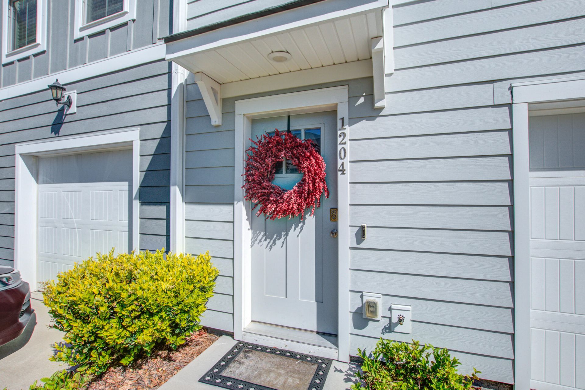 1204 Tice Lane Photo 4