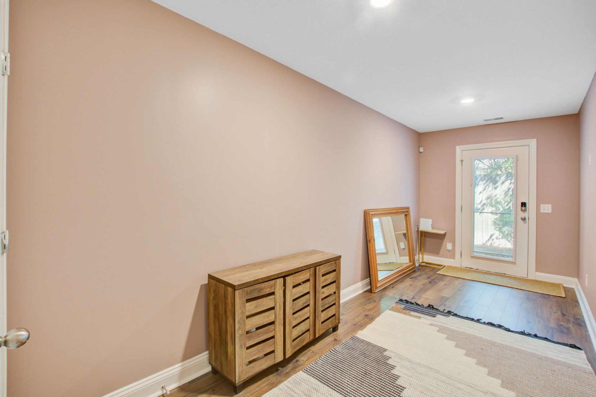 1204 Tice Lane Photo 6