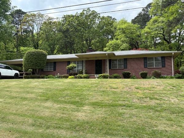 2104 S Commerce, Russellville, AR 72801