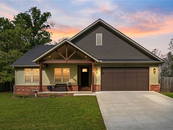 69 Ayr Drive , Bella Vista, AR 72715