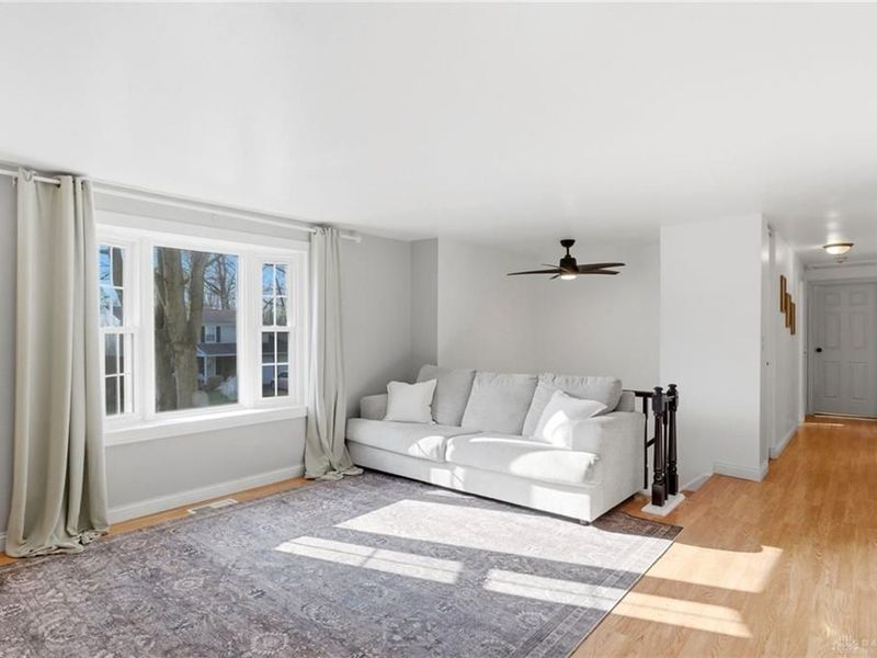 4096 Willow Run Drive, Beavercreek, OH 45430 Photo 3