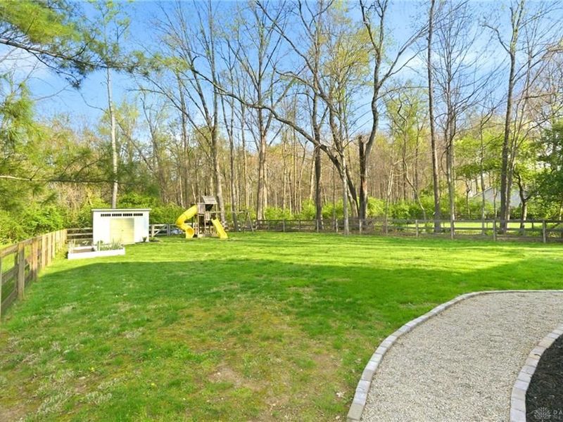 4096 Willow Run Drive, Beavercreek, OH 45430 Photo 30