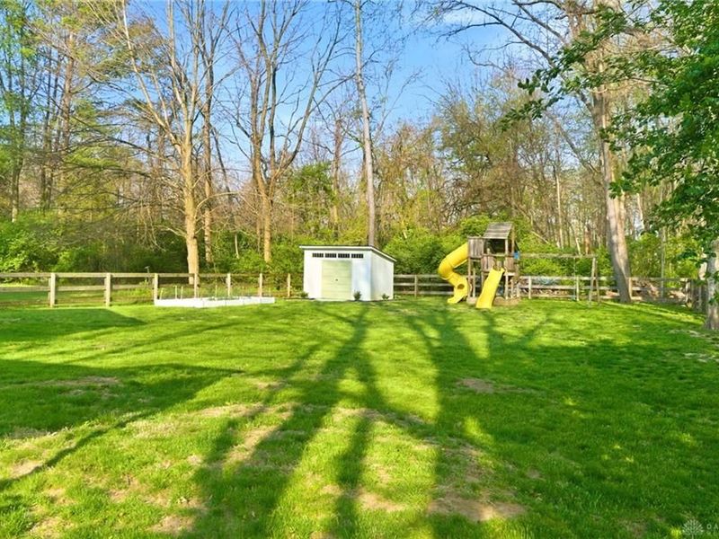 4096 Willow Run Drive, Beavercreek, OH 45430 Photo 31