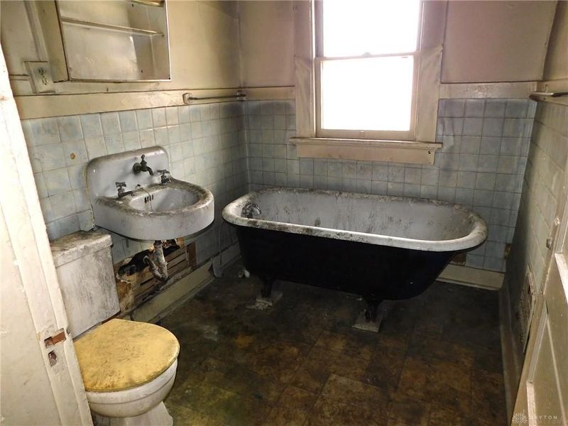 817 Harvard Boulevard, Dayton, OH 45406 Photo 13