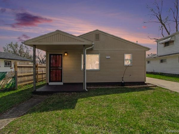 27025 Notre Dame Street, Inkster, MI 48141