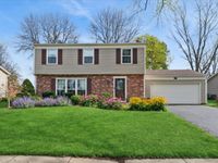 1150 Casa Solana Drive, Wheaton, IL 60189 primary photo