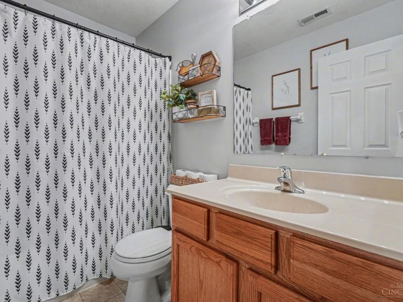 1518 Dorset Way, Goshen Twp, OH 45140 Photo 21