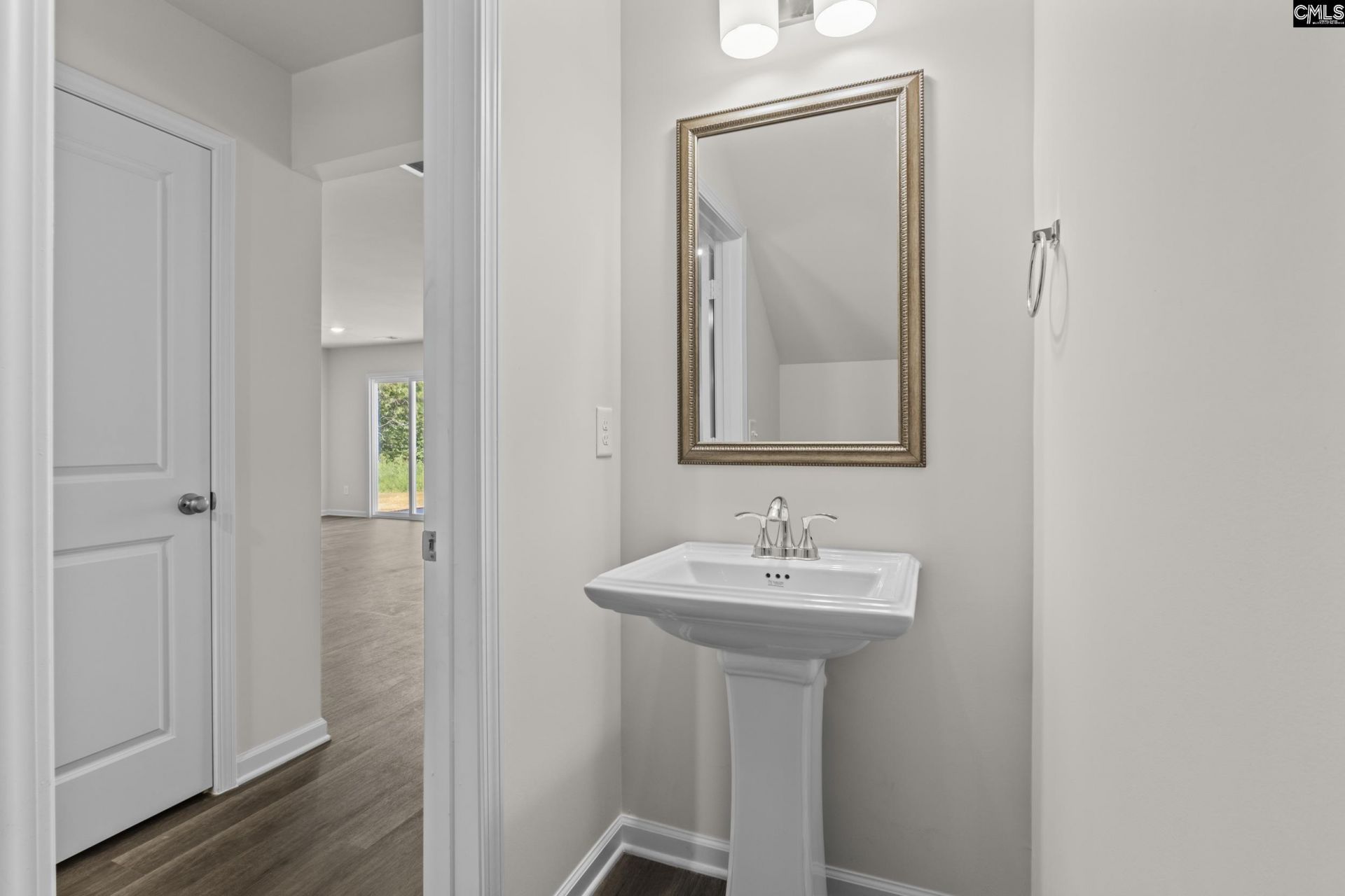 2334 Damascus Way Photo 8