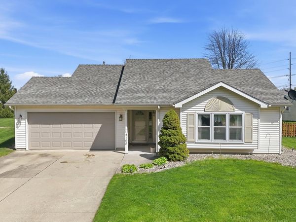 2108 Portage Pass, Auburn, IN 46706