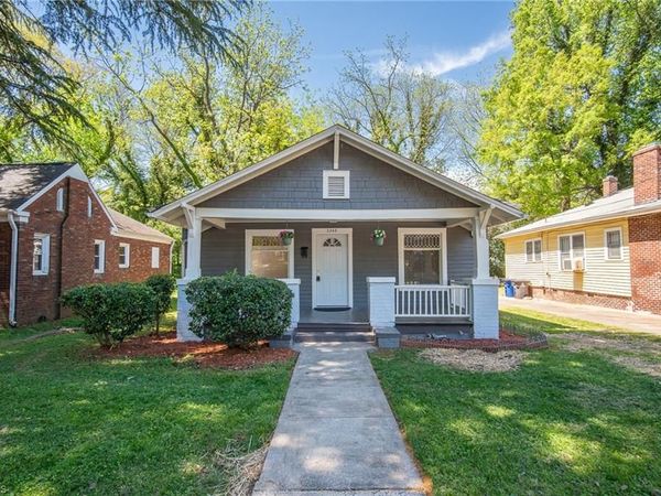 2360 N Patterson Avenue, Winston-Salem, NC 27105