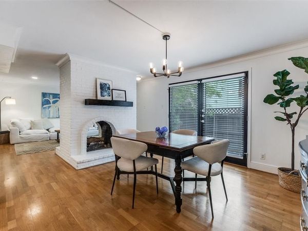 5932 Sandhurst Lane , Unit 113, Dallas, TX 75206