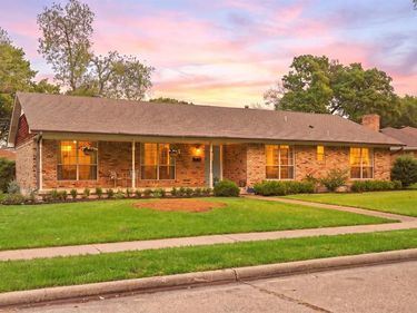 10427 Sinclair Avenue, Dallas, TX 75218
