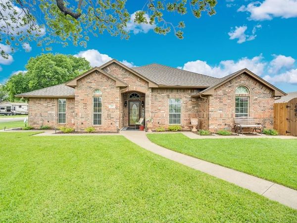 502 Main Street, Maypearl, TX 76064