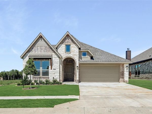 213 Seminole Trail, Alvarado, TX 76009