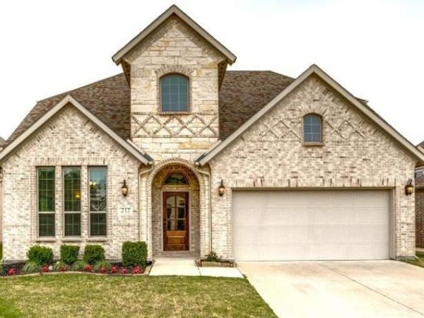 212 PROVIDENCE Drive, Van Alstyne, TX 75495
