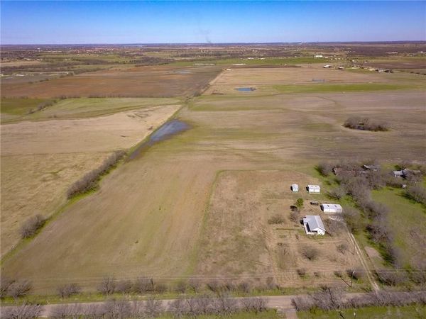 1017 County Road 1102 , Rio Vista, TX 76093