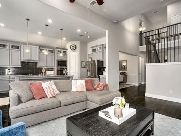 7915 Sunflower Lane, Dallas, TX 75252