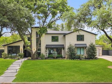 4028 Courtshire Drive, Dallas, TX 75229