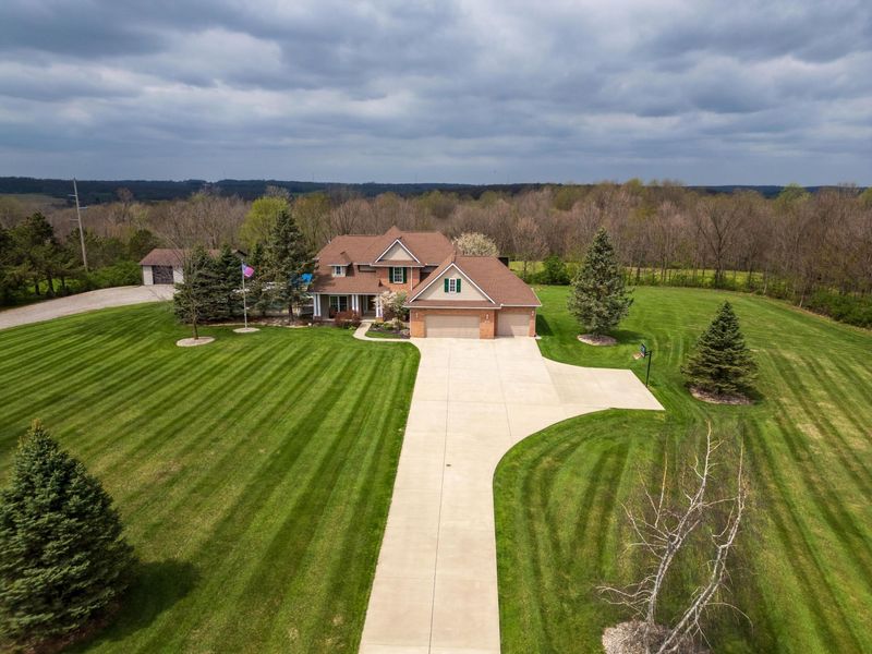 792 County Road 5, Zanesfield, OH 43360 Photo 2