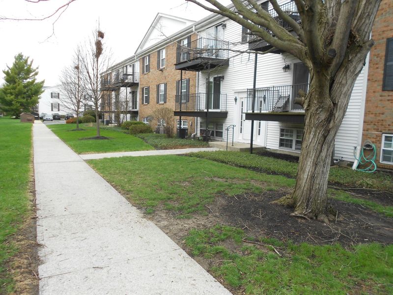 5275 Portland Street, Unit 204, Columbus, OH 43235 Photo 1