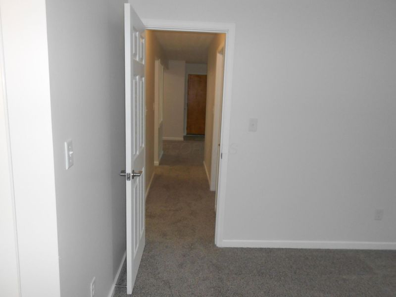 5275 Portland Street, Unit 204, Columbus, OH 43235 Photo 12