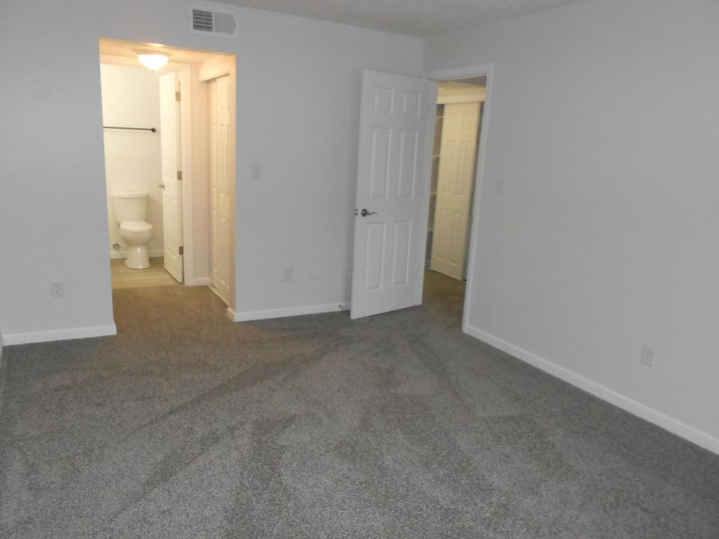 5275 Portland Street, Unit 204, Columbus, OH 43235 Photo 15