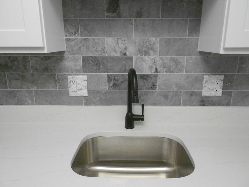 5275 Portland Street, Unit 204, Columbus, OH 43235 Photo 5