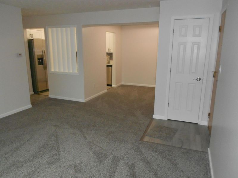 5275 Portland Street, Unit 204, Columbus, OH 43235 Photo 9