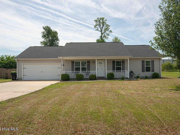118 Clint Mills Road, Maysville, NC 28555