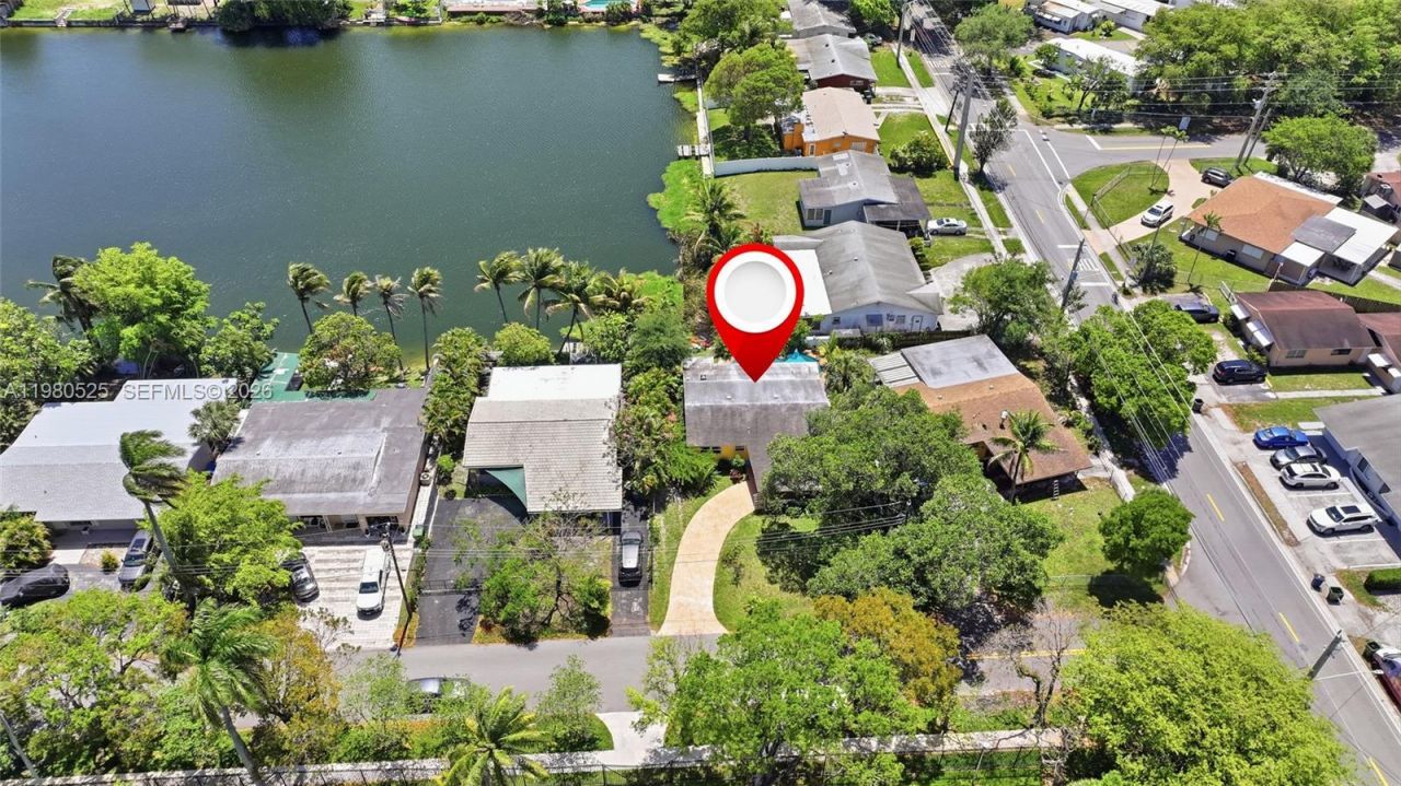 737 SW 2nd Ct, Hallandale Beach, FL 33009 Photo