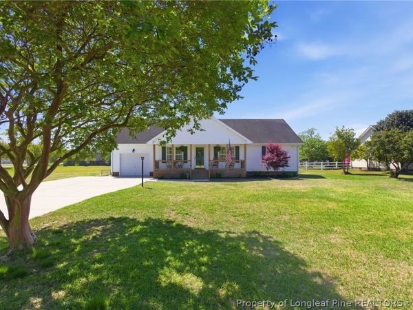 15 Willow Pond Courts , Lillington, NC 27546