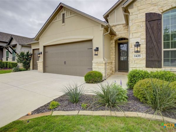 1435 Oaklawn Drive, New Braunfels, TX 78132