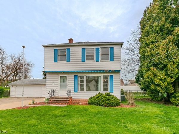 30545 Willow Lane, Willowick, OH 44095