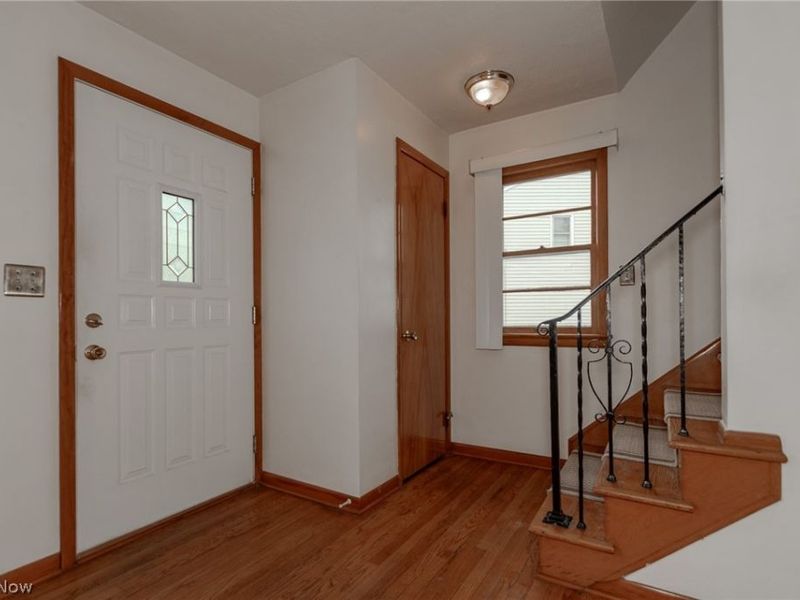 30545 Willow Lane, Willowick, OH 44095 Photo 11