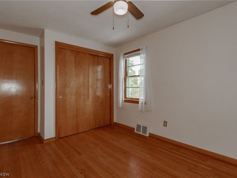 30545 Willow Lane, Willowick, OH 44095 Photo 15