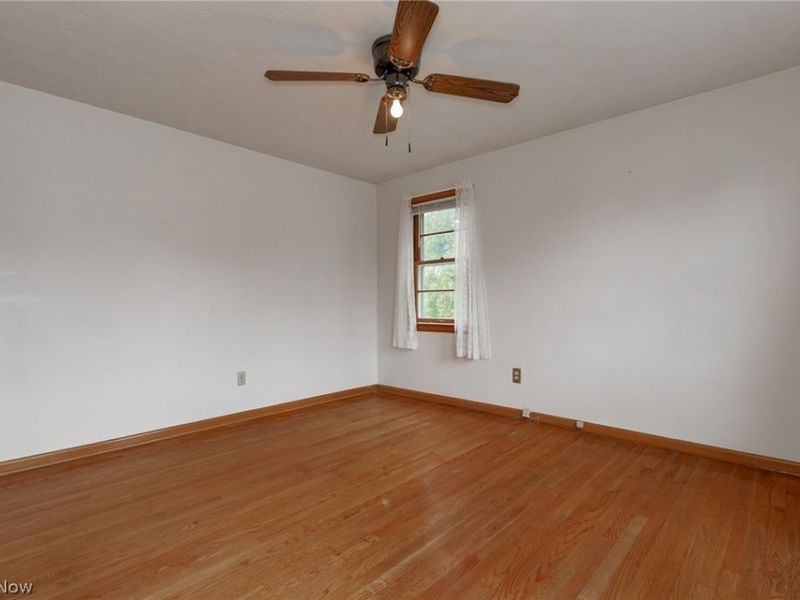 30545 Willow Lane, Willowick, OH 44095 Photo 18